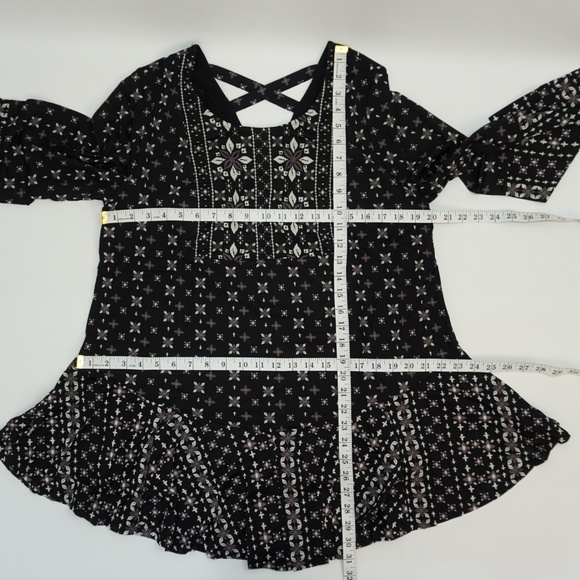 Style&Co Bell Sleeve Ruffle Printed Blouse Top - Picture 7 of 8